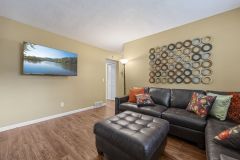 36-web-or-mls-1110-Boone-Ave-N-128