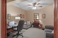 9240-Blackoaks-Ln-N-201a