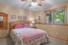 9240-Blackoaks-Ln-N-202