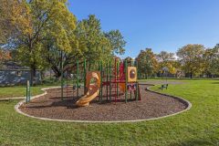 Neighborhood-East-Bloomington-Ho-Hag-Playlot-2
