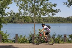 Minneapolis-Cedar-Lake-103